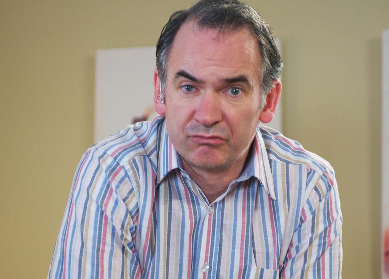  Friday Night Dinner Series 2 Episode 5 Review Inside Media Track