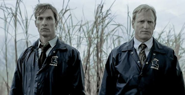 Matthew-McConaughey-and-Woody-Harrelson-in-True-Detective-Season-1-Episode-1
